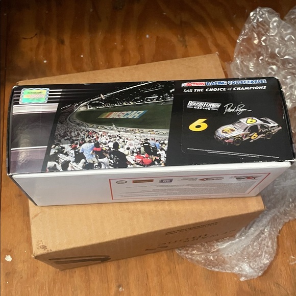 UPS Freight Racing Car Model - Picture 8 of 11